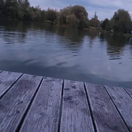 Kemp Hradec U Kadane Rokle